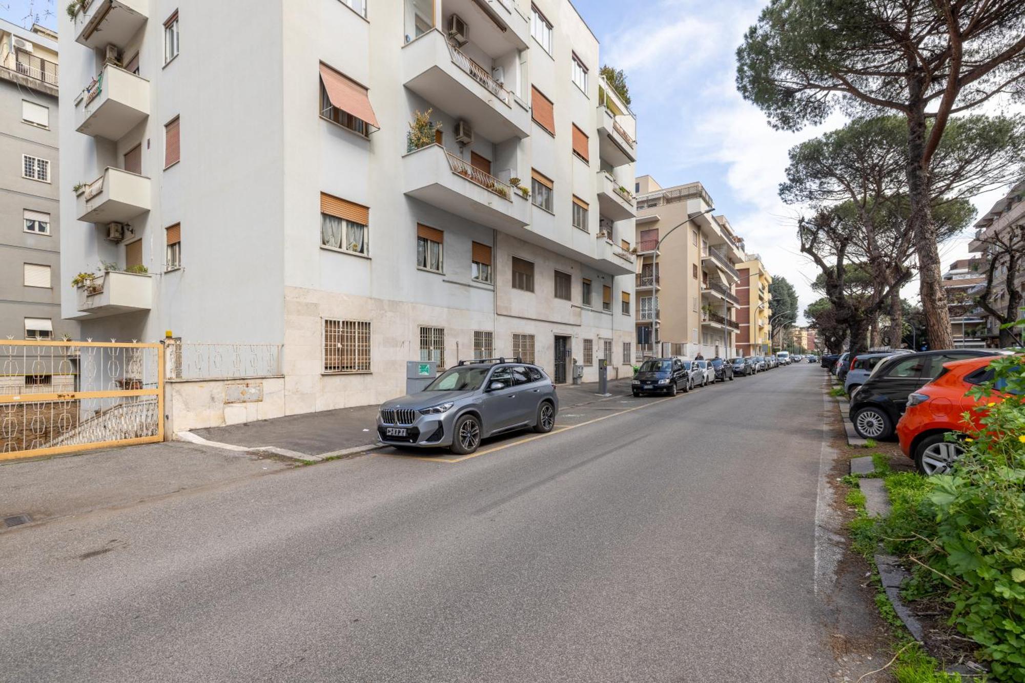 Retreat Near The Appian Way & Catacombs Apartment Rom
