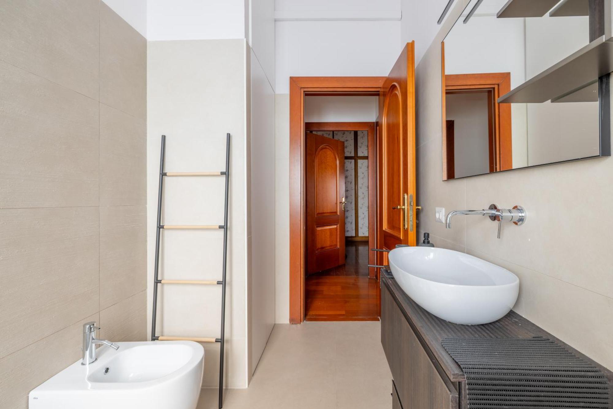 Apartment Retreat Near The Appian Way & Catacombs